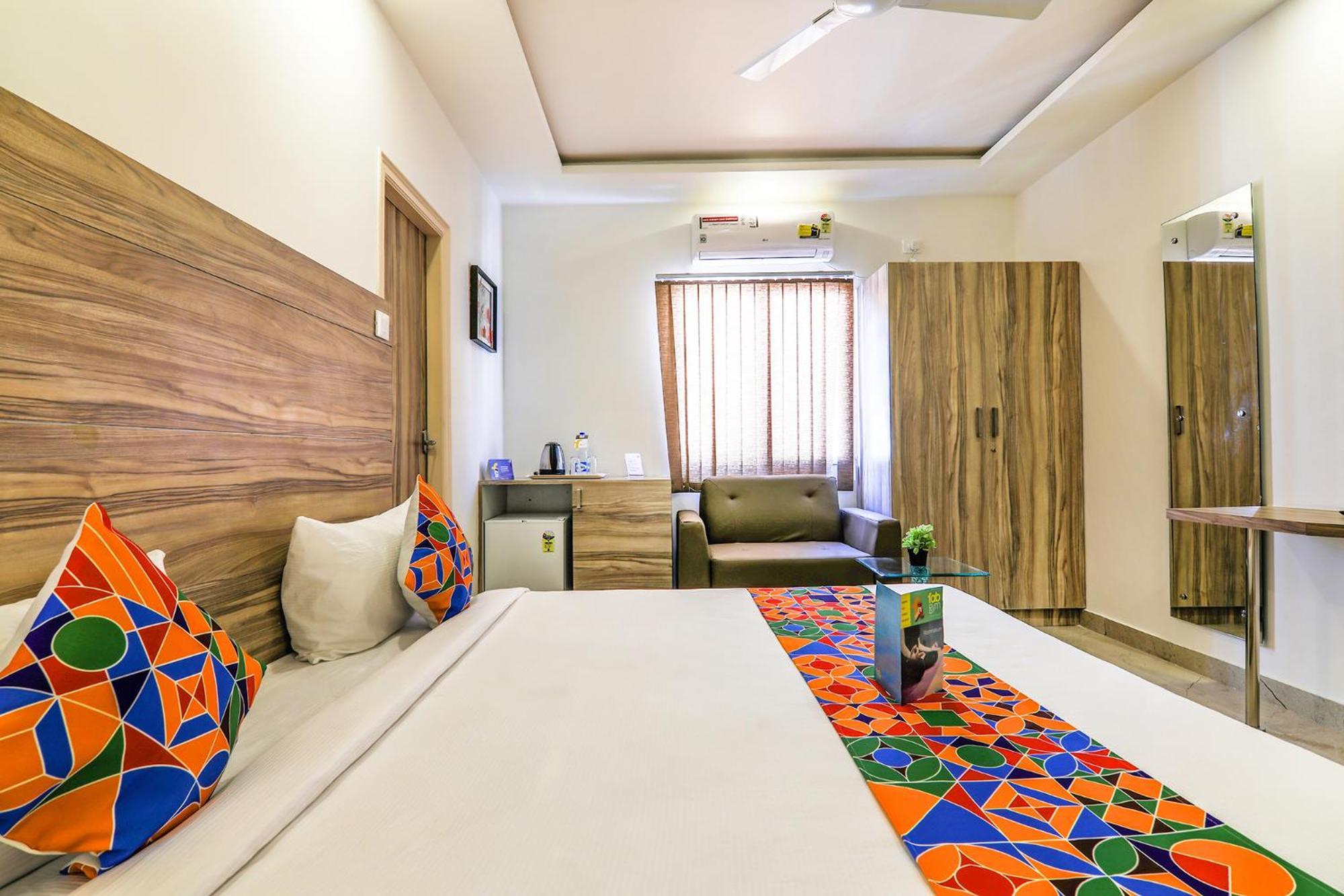 Fabhotel Vista Suites - Frazer Town Bangalore Esterno foto